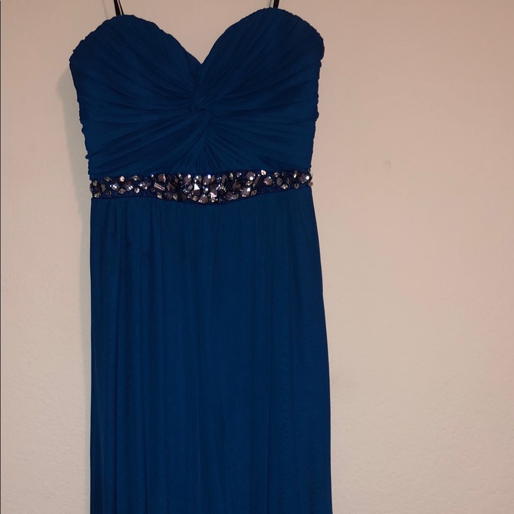 Gown dress